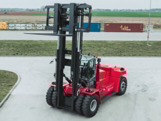Chariot élévateur électrique 18-33 tonnes