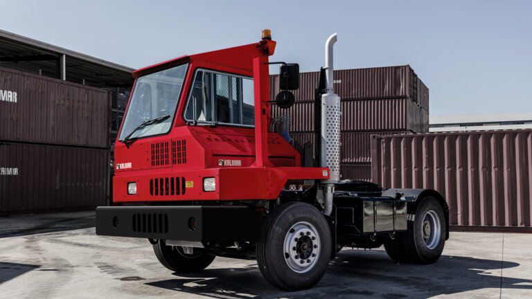 Essential terminal tractor TL2